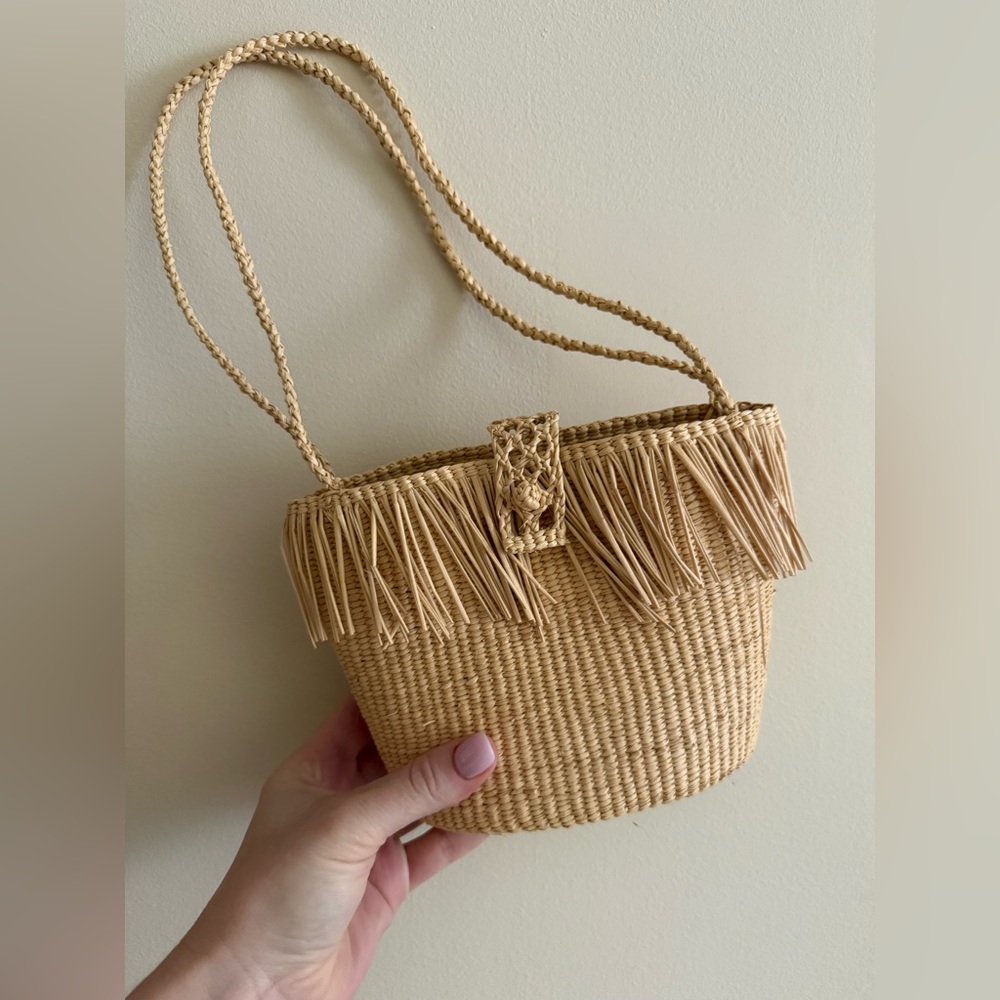 Stylish Tan Woven Fringe Bag